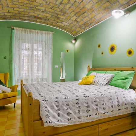 Ferienwohnung Bed And Colors Rom Exterior foto